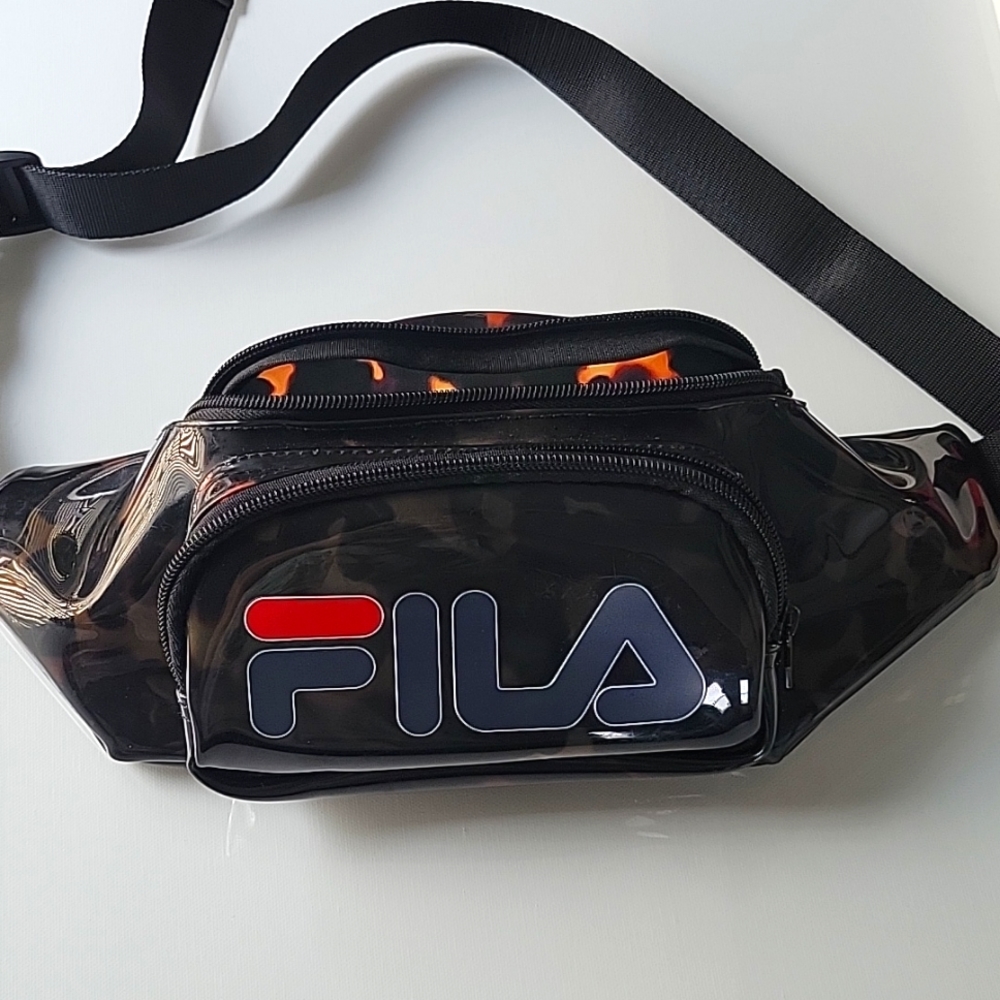 Fila waist pouch.